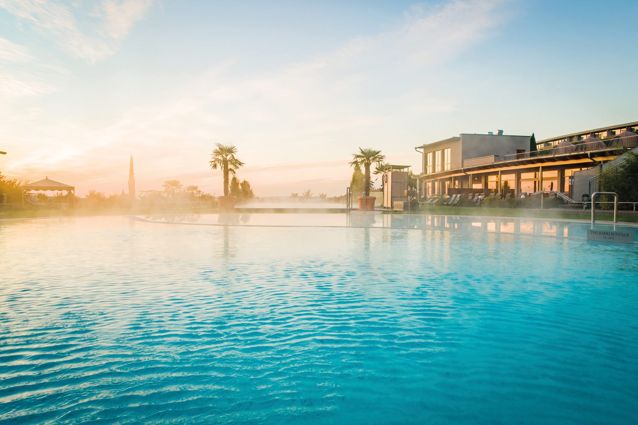 Larimar-Therme-Meerwasserpool-Infinitypool